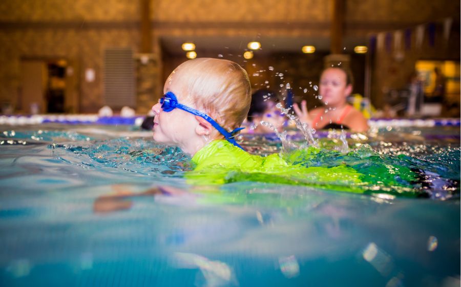 6 Basic Swimming Skills Everyone Should Learn